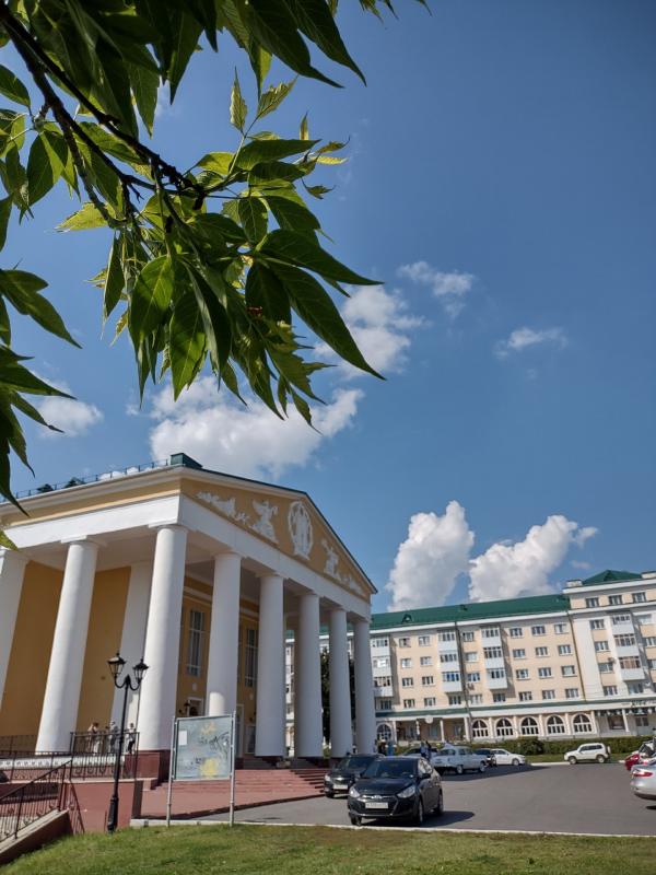 В Саранске временно запретят стоянку около Русского драмтеатра