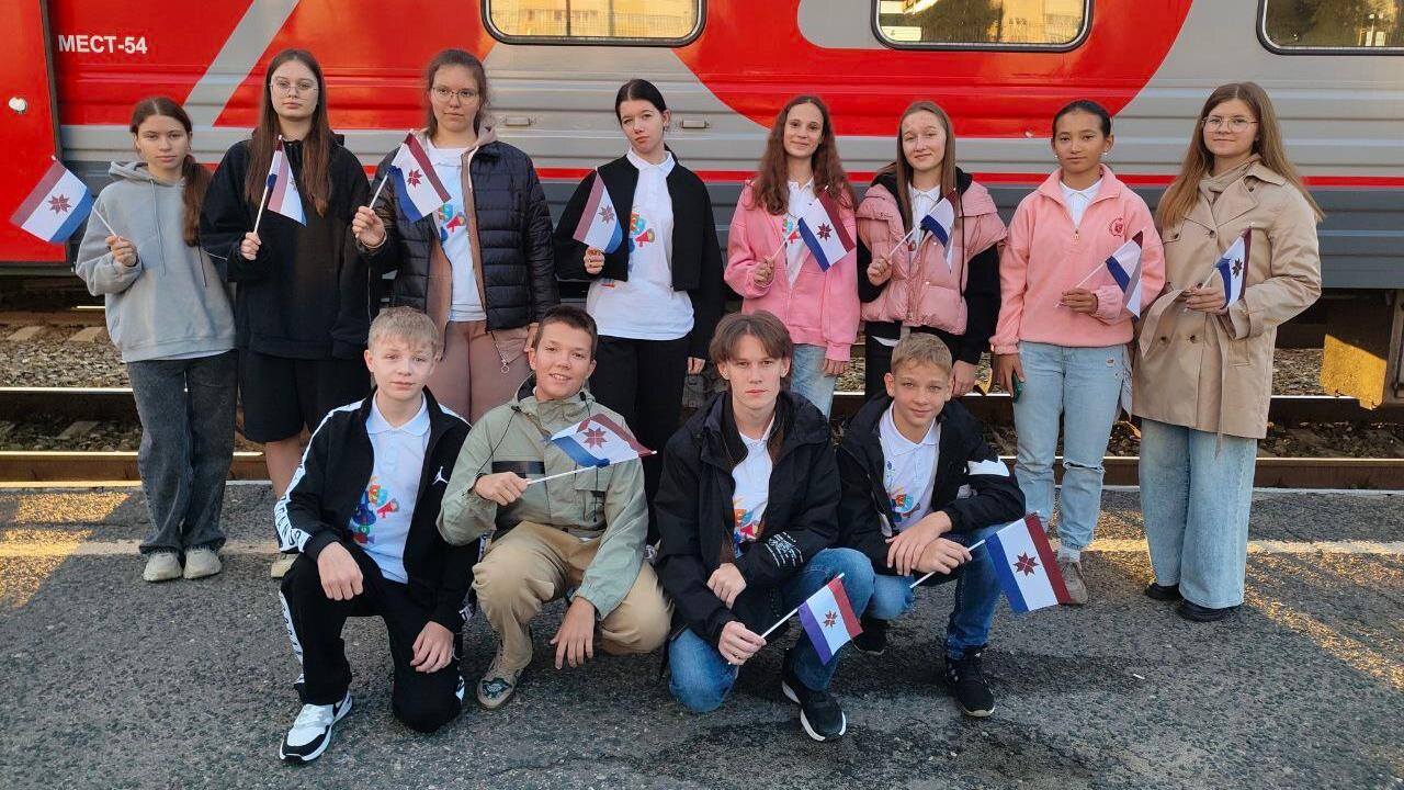 Школьники Мордовии участвуют в культурном форуме в Москве
