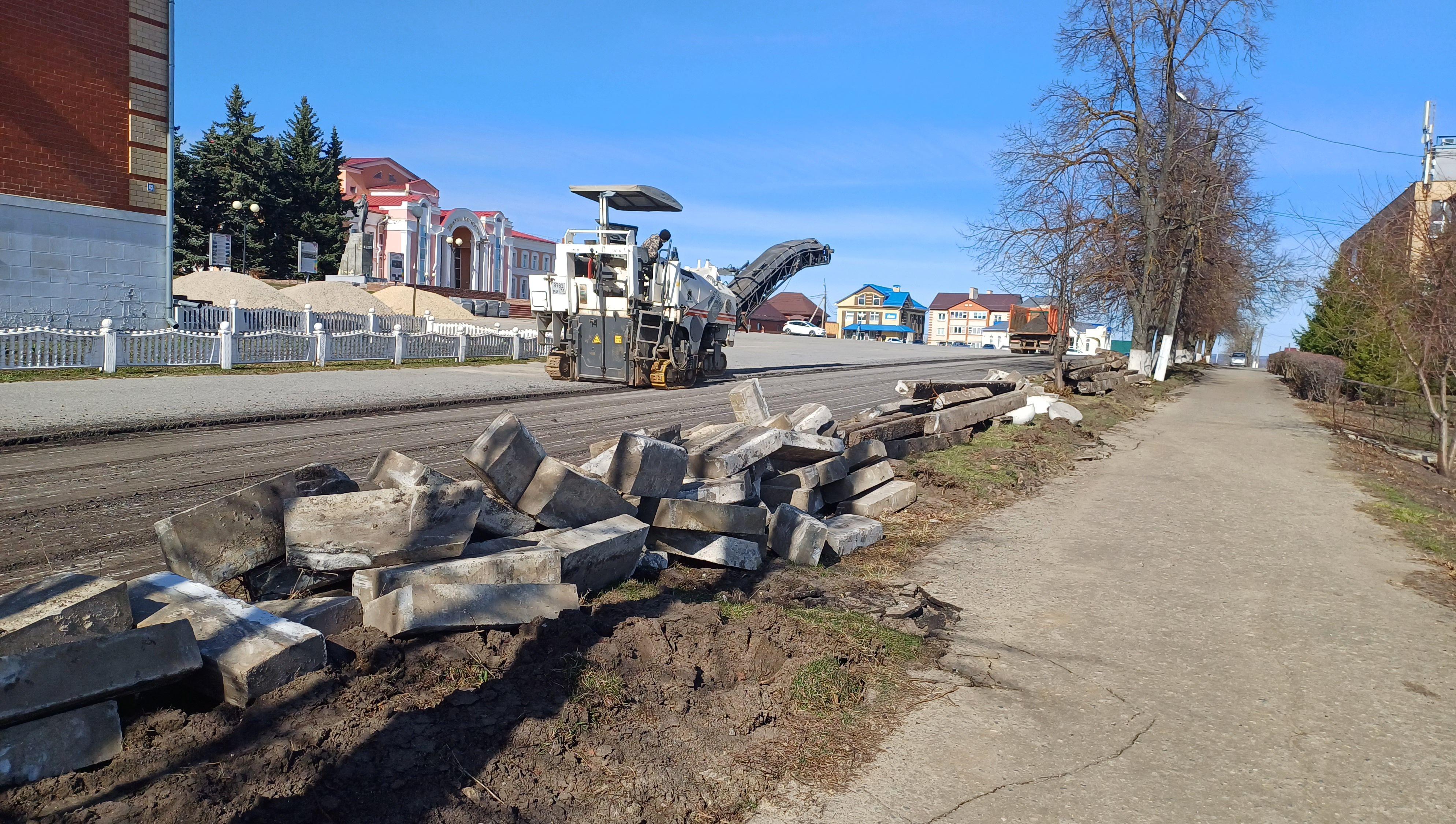 В Краснослободске начались работы по благоустройству общественной территории В Краснослободске начались работы по благоустройству общественной территории
