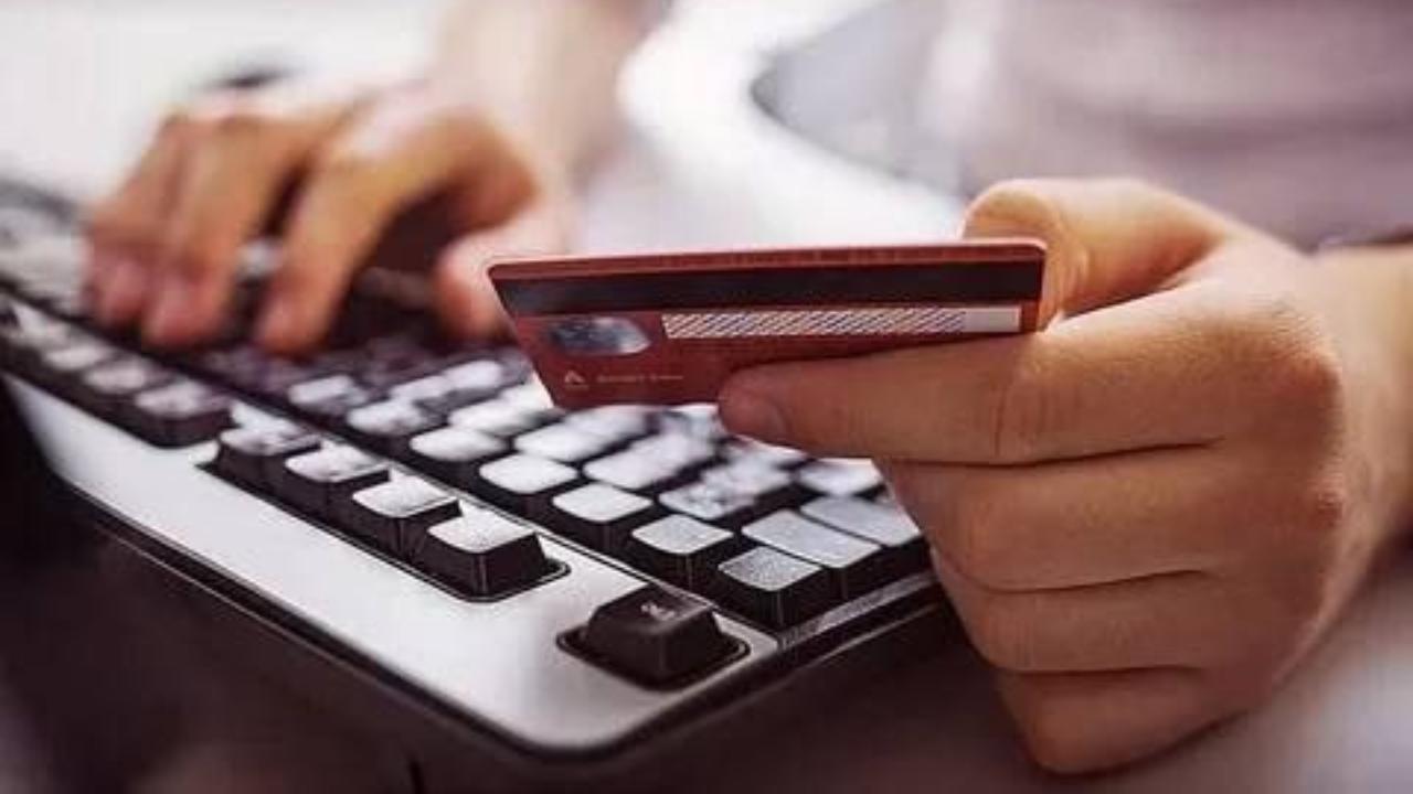 Дроппер помог аферистам обмануть саранского пенсионера и выплатит ущерб