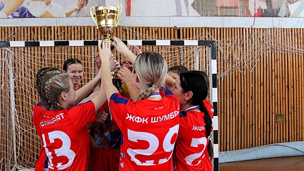 Девушки из Мордовии победили в Первенстве ПФО по футзалу