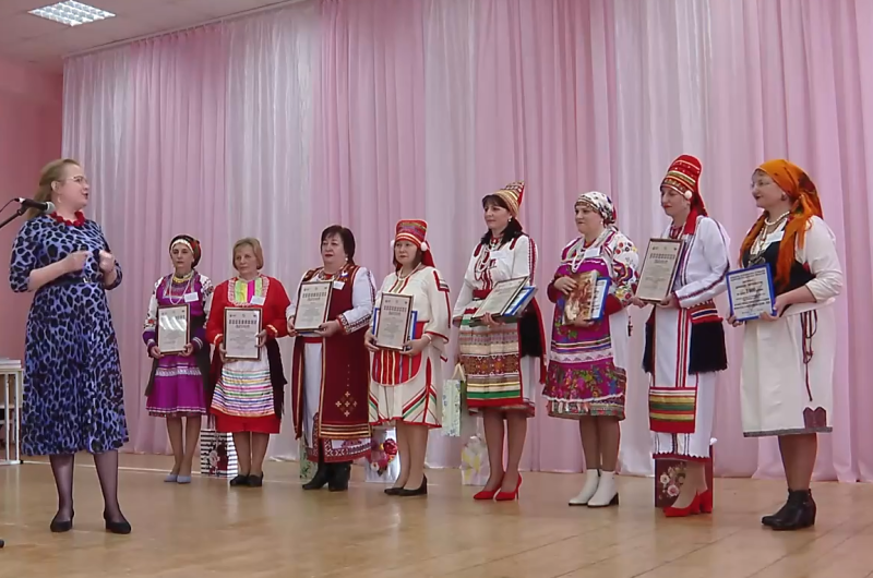 Лучших педагогов родного языка выбрали в Мордовии