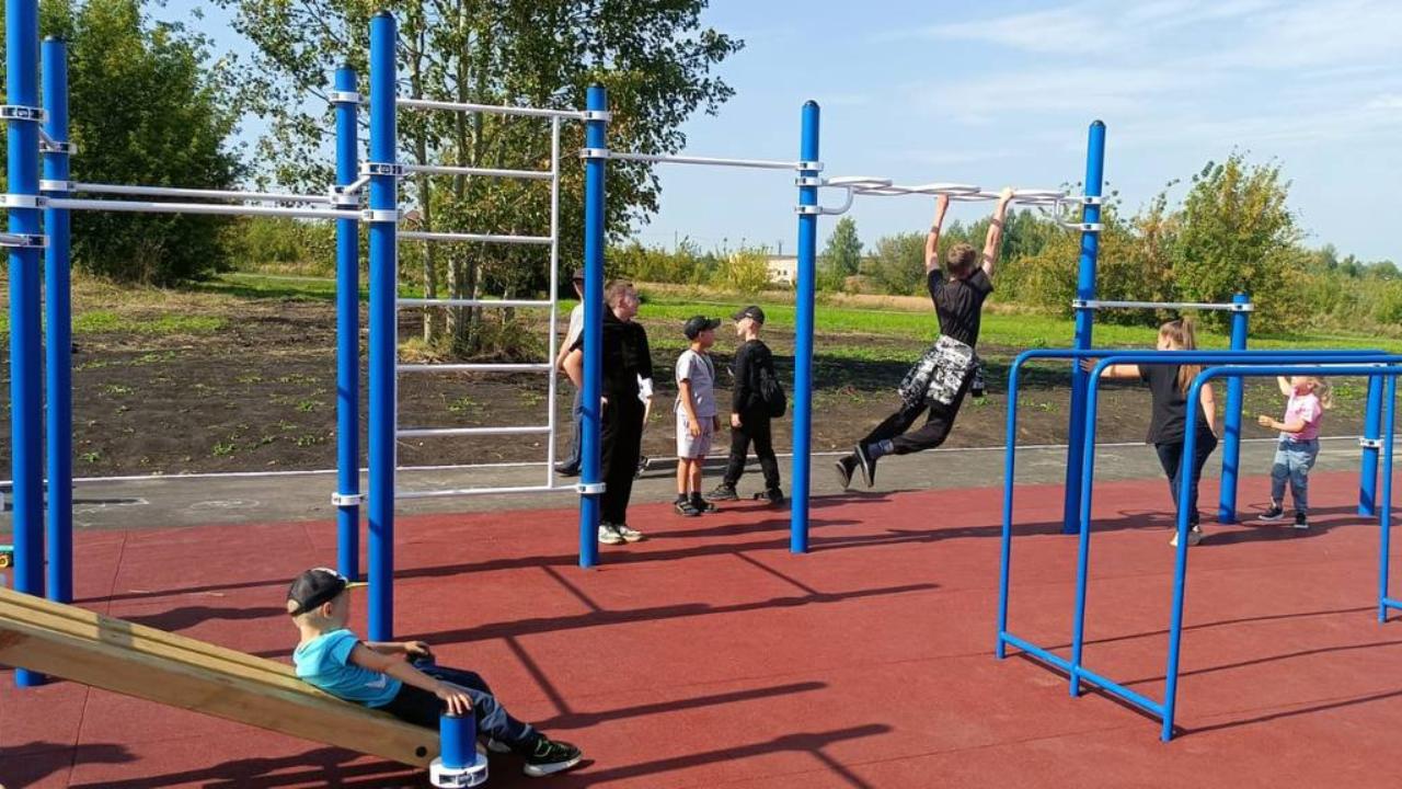 В Саранске открыли универсальную спортплощадку в ЖК «Восточный» В Саранске открыли универсальную спортплощадку в ЖК «Восточный»