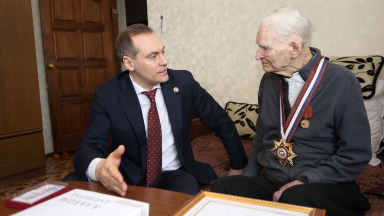 Порно Молодых 18 Ти Летних