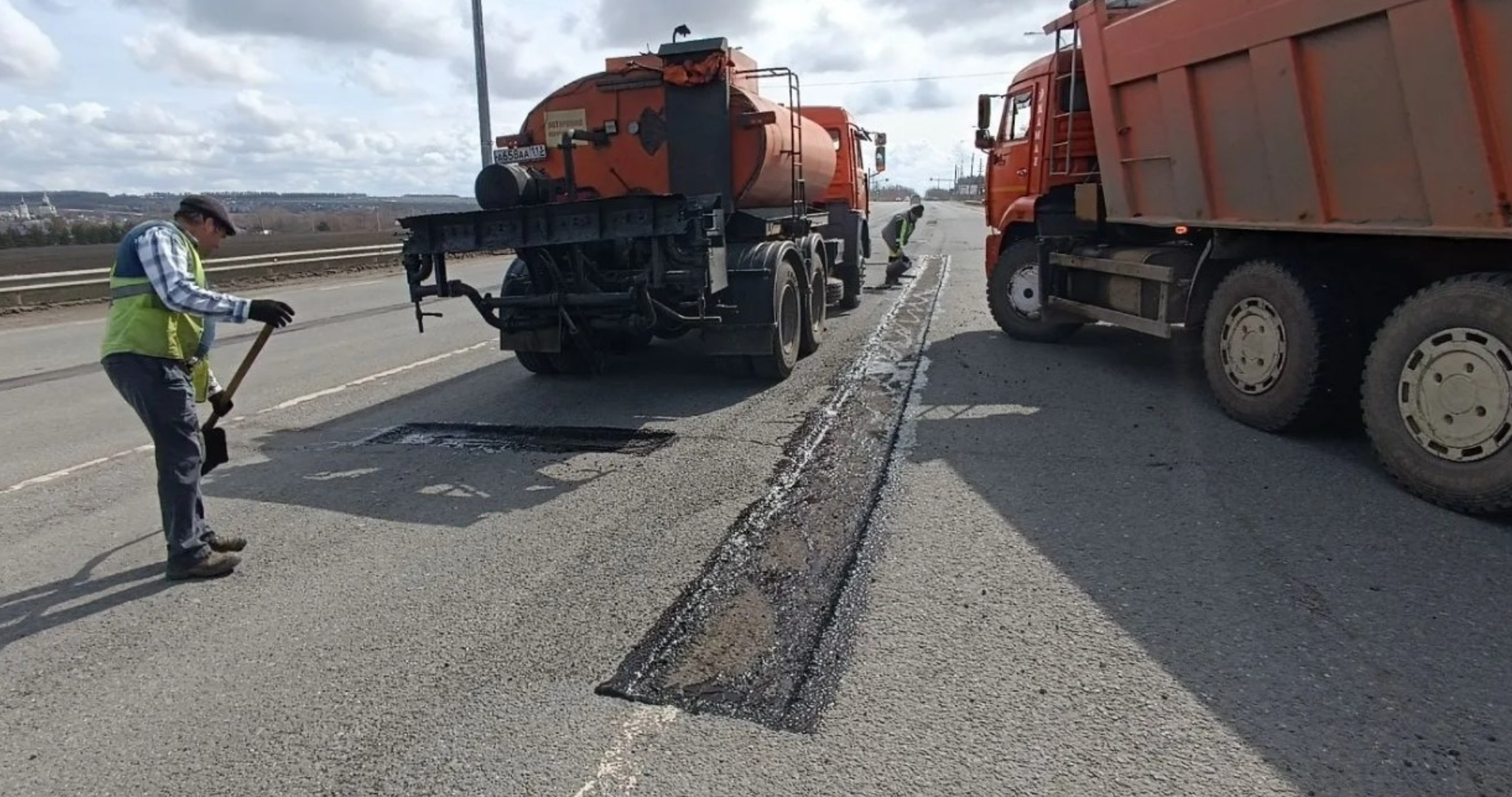 Мэр Саранска рассказал о ходе ямочного ремонта 