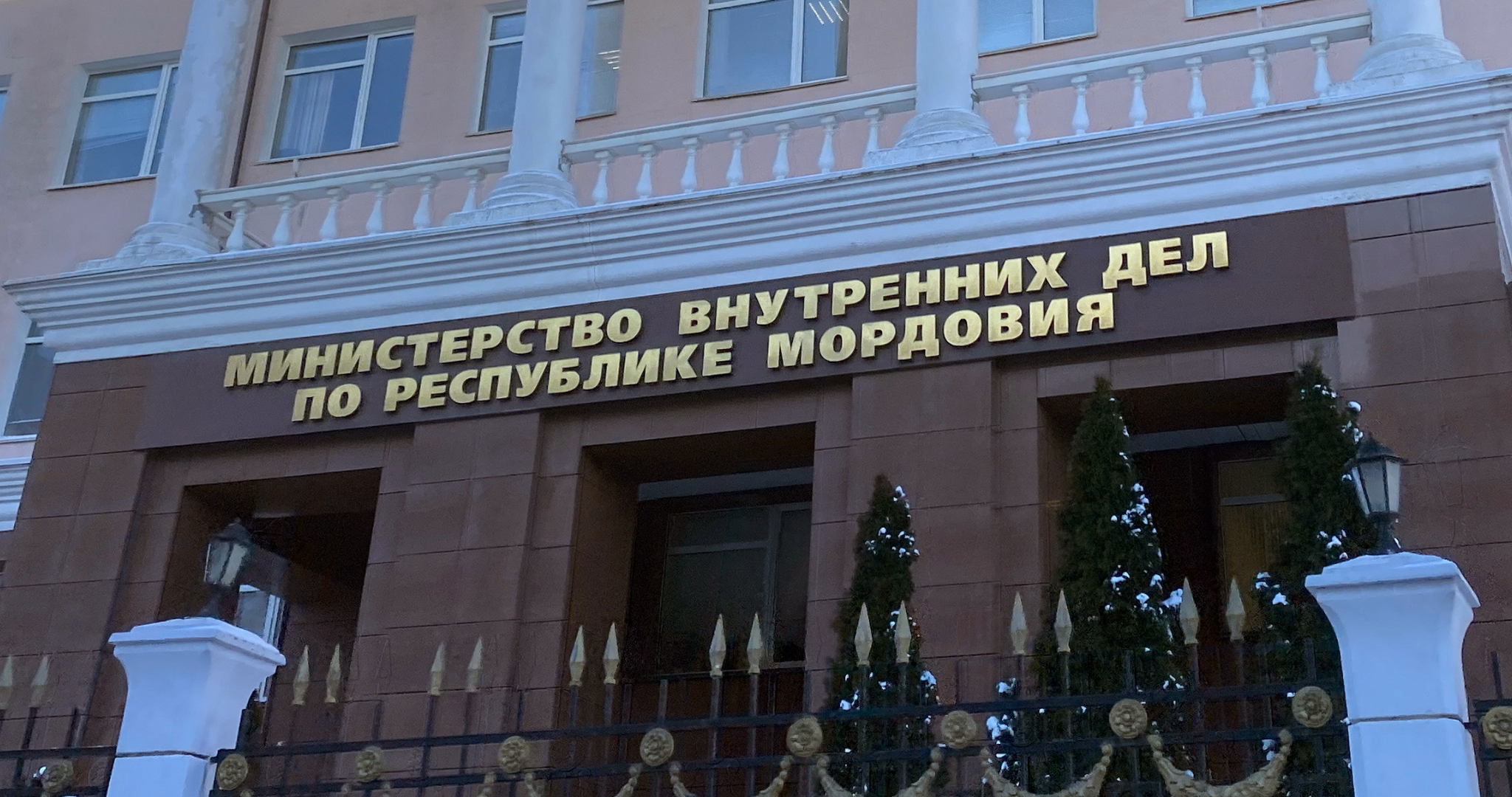 Школьника в Мордовии шантажировали интимными фото 