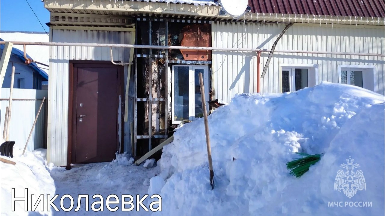 В Луховке из-за светодиодной люстры сгорела квартира