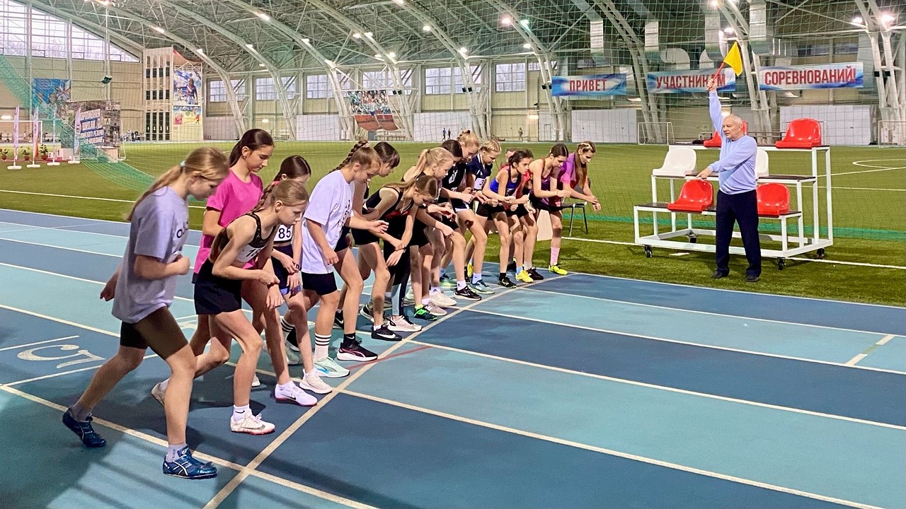 В Саранске соревнования по бегу посвятили Дню народного единства