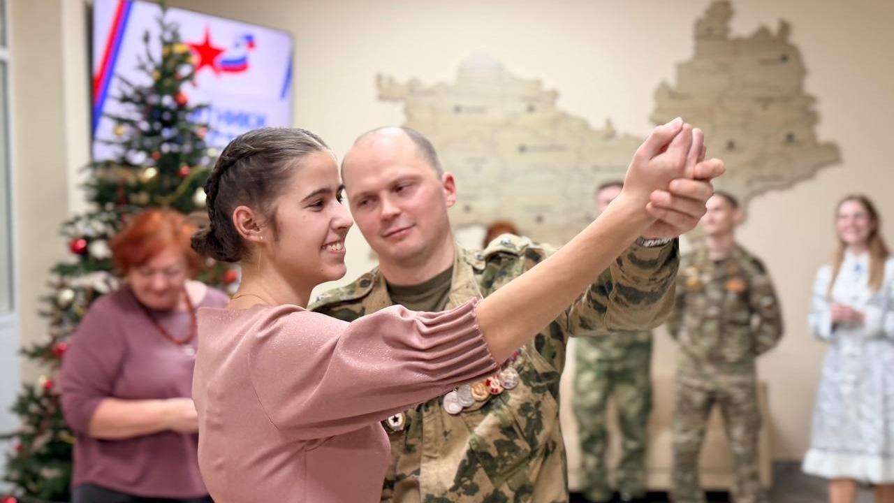 Ветеранов СВО в Саранске объединил новогодний бал  