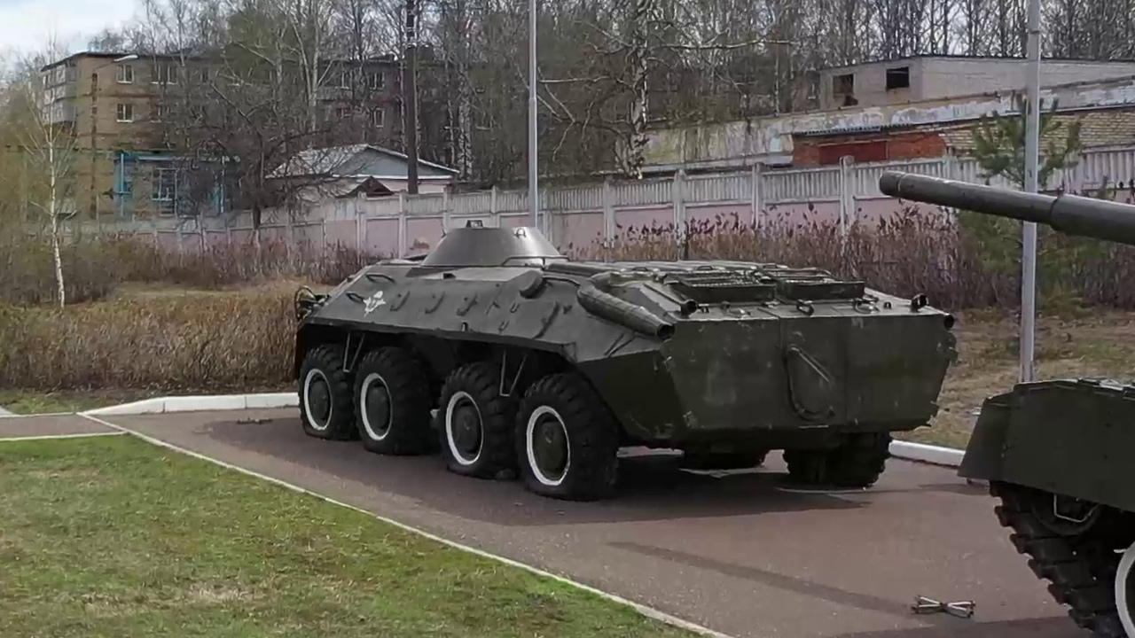 На продажу в Мордовии выставили БТР-80 