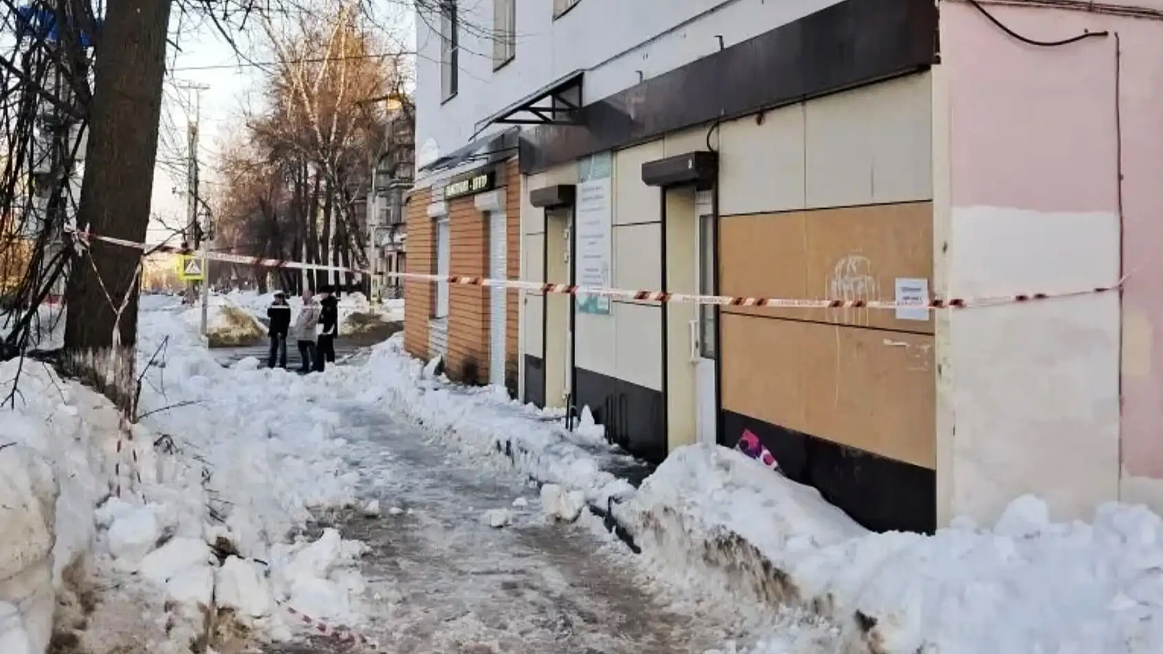 В Саранске директора управляйки будут судить за глыбу льда, упавшую на пенсионерок