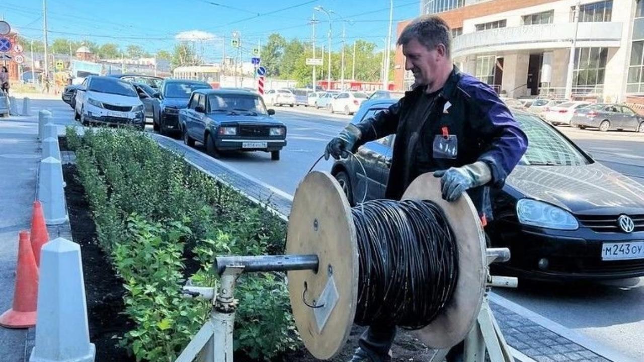 И тянутся города: оптика «Ростелекома» доступна в четырех из пяти домов в российских мегаполисах