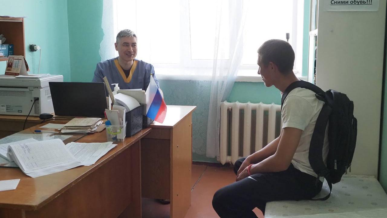 За месяц врачи из Мордовии провели более 2 тысяч осмотров в Каланчакском округе За месяц врачи из Мордовии провели более 2 тысяч осмотров в Каланчакском округе