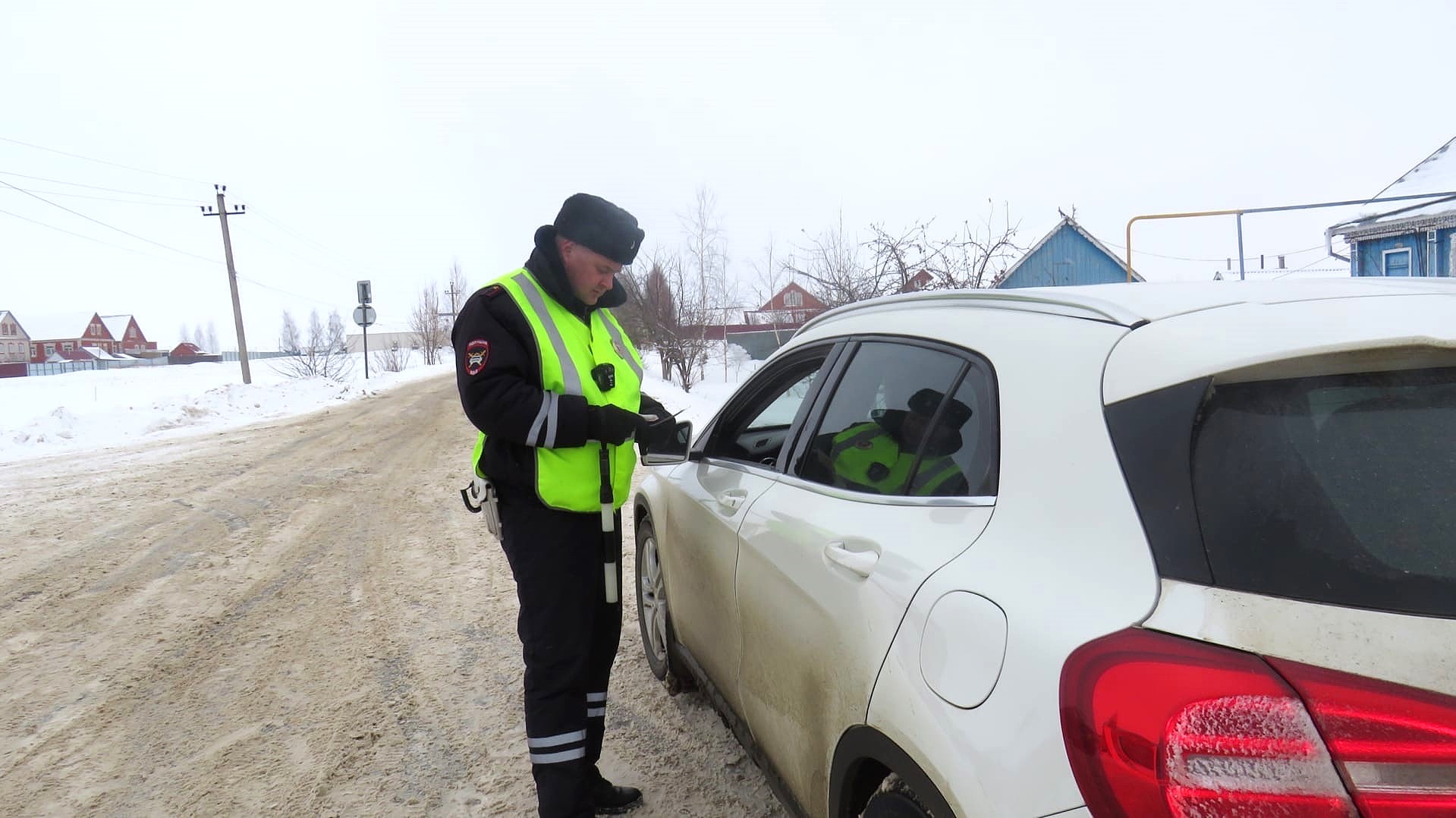 В Мордовии ловили машины с грязными номерами