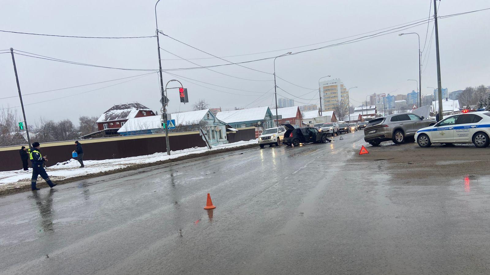 Двое детей госпитализированы после ДТП в Саранске