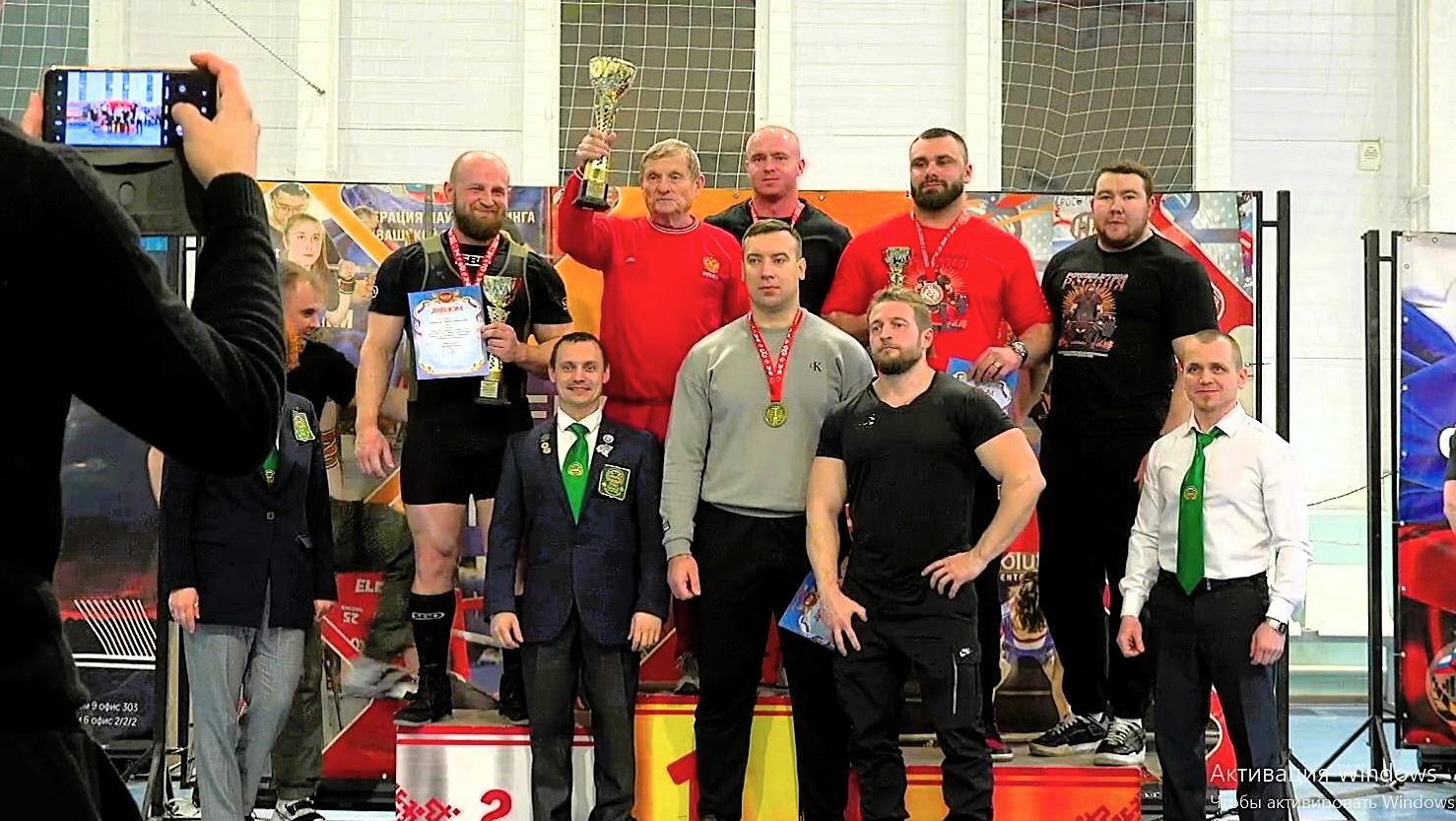 Силачи Мордовии завоевали четыре медали чемпионата ПФО по пауэрлитингу