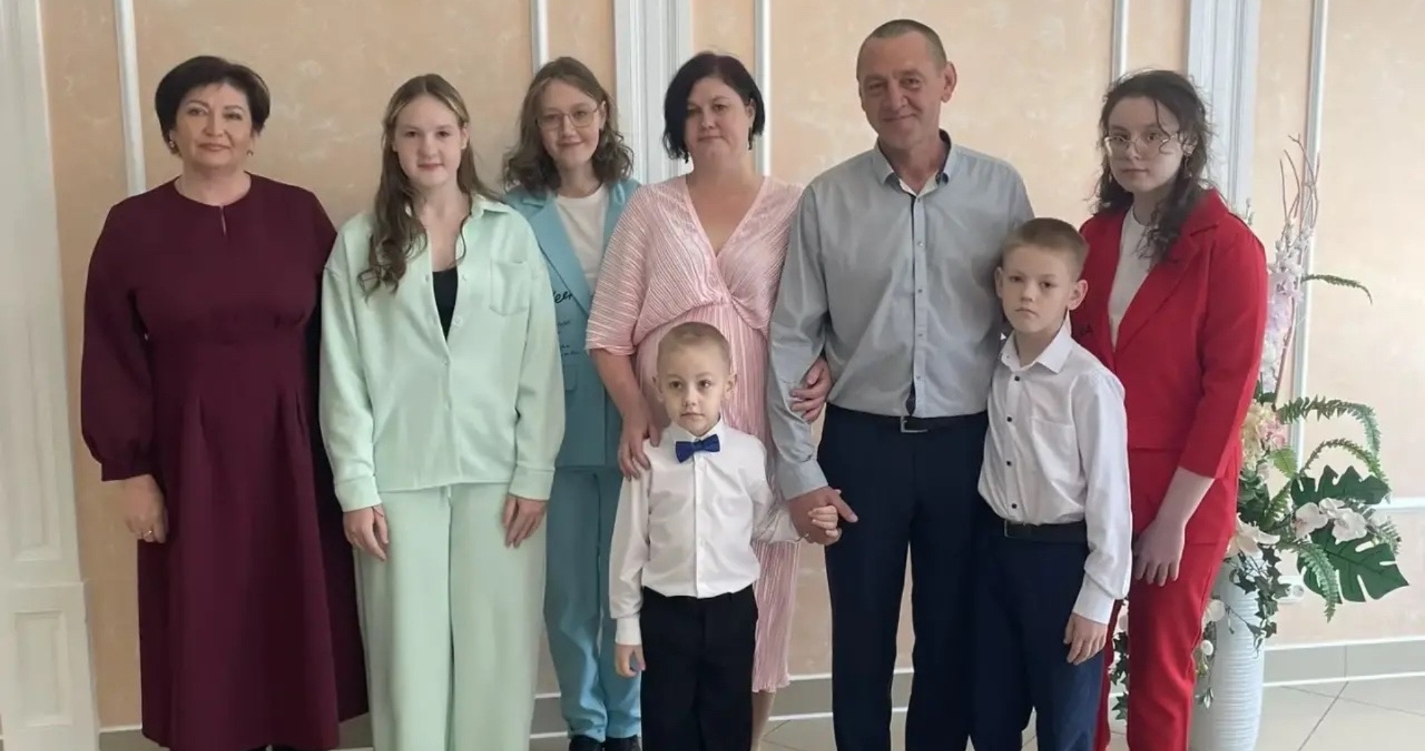 Многодетных супругов в Мордовии поздравили с фарфоровой свадьбой 
