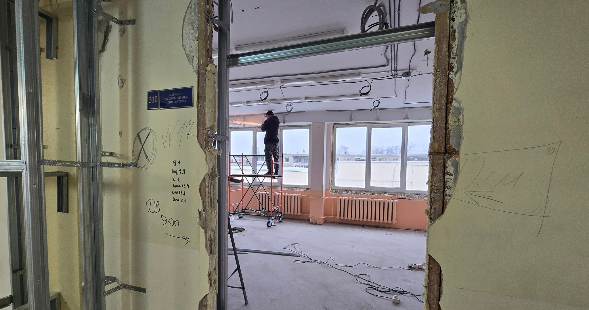 В Саранске готовность четырёх лицеев и гимназий составляет от 11 до 65% 