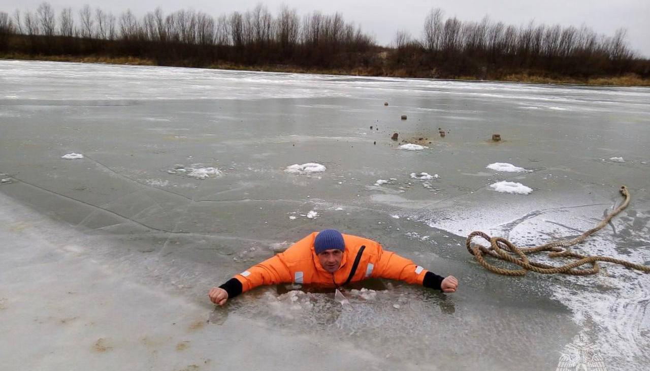 Рыбаков Мордовии предостерегают от выхода на тонкий лёд