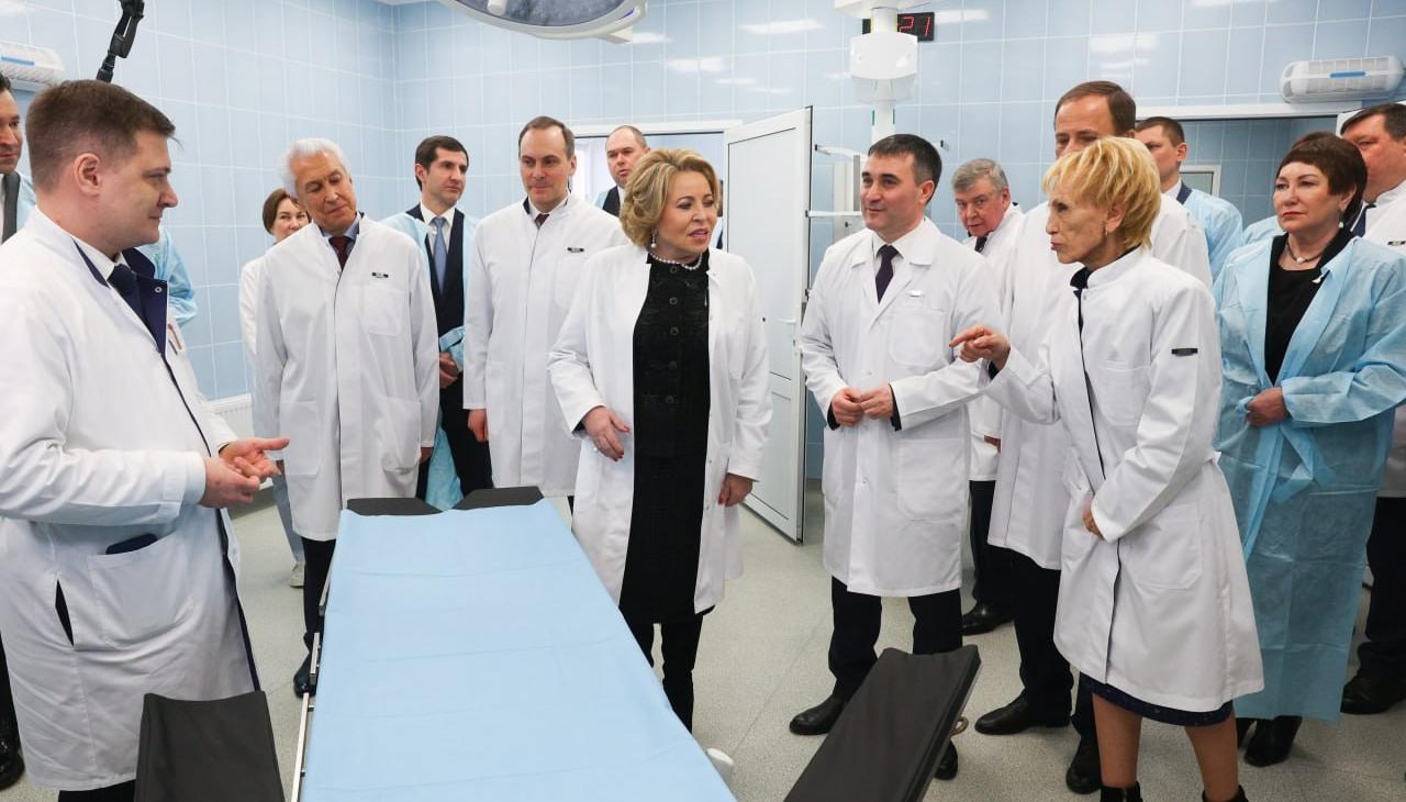 Валентина Матвиенко ознакомилась с работой Республиканского онкологического диспансера в Саранске Валентина Матвиенко ознакомилась с работой Республиканского онкологического диспансера в Саранске
