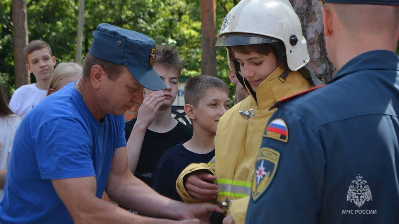 Пожарные проводят уроки безопасности в детских лагерях Мордовии | РИА «Инфо  РМ»