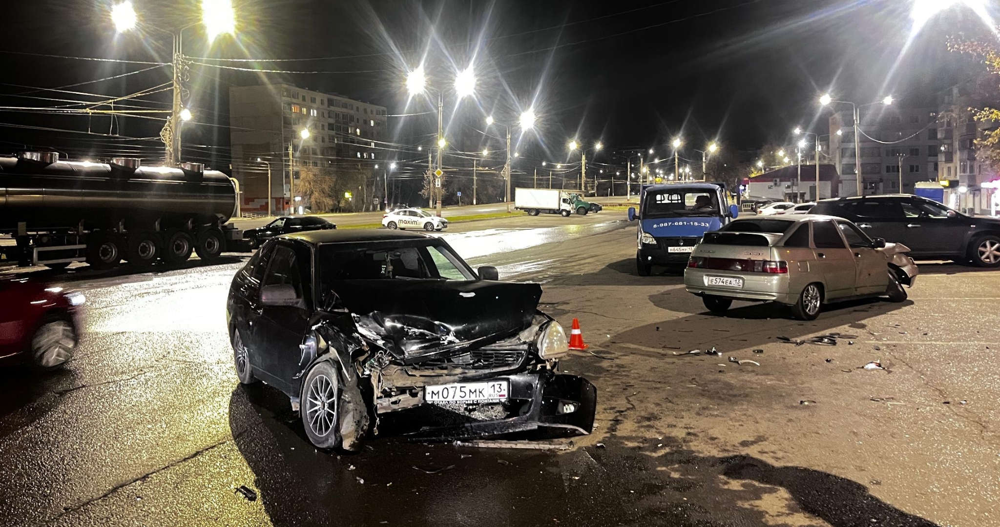 В Саранске 22-летняя девушка устроила серьёзное ДТП на улице Косарева 