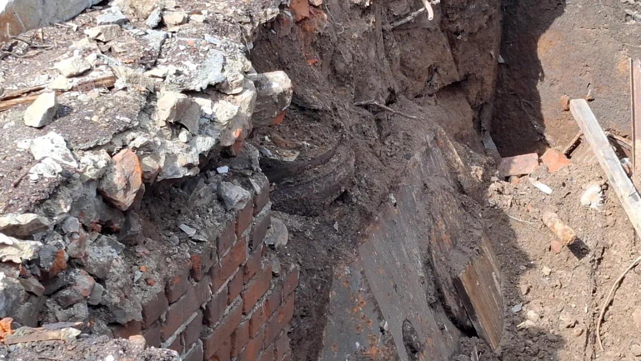 При расчистке двора вуза обнаружили легендарный немецкий танк «Пантера»