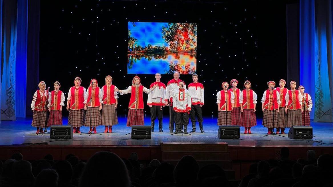Все районы выступят в РДК на фестивале «Шумбрат, Мордовия!» Все районы выступят в РДК на фестивале «Шумбрат, Мордовия!»