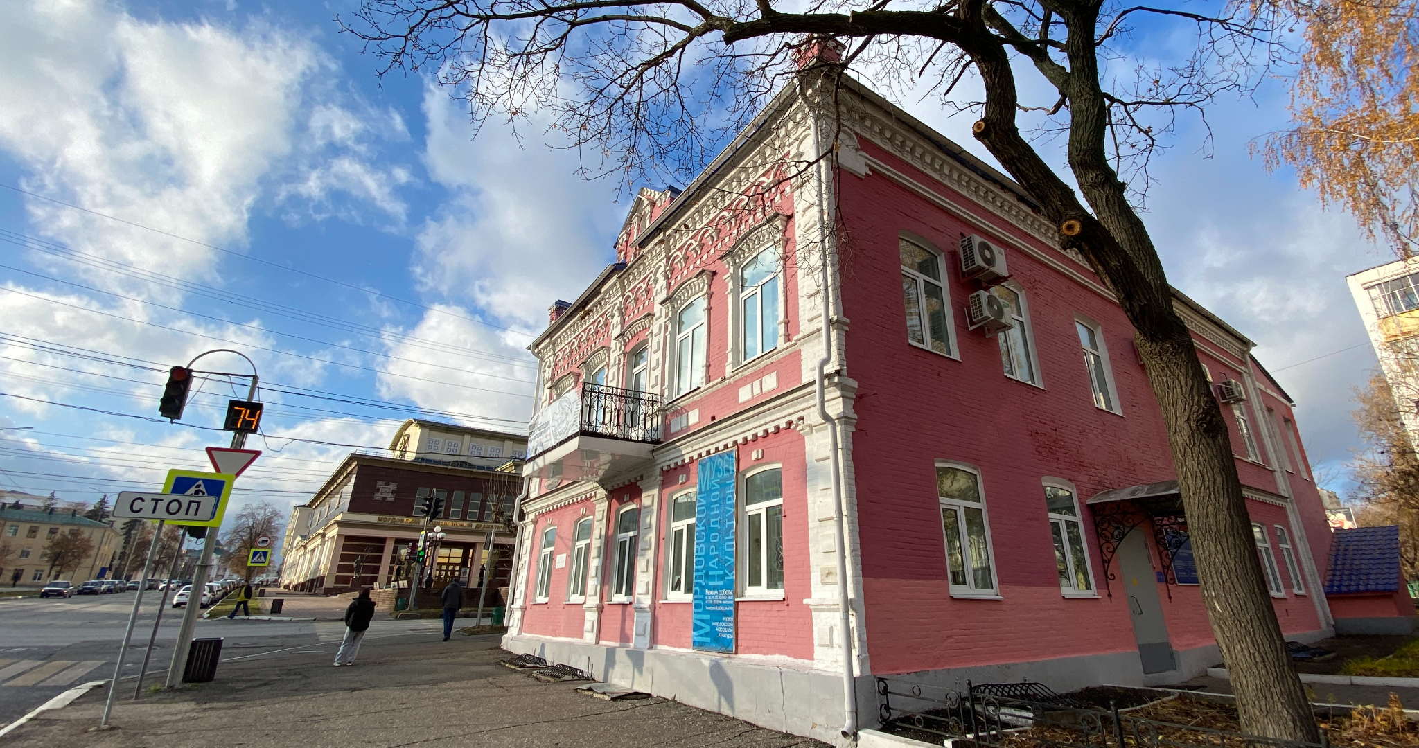 Жителей Саранска приглашают на показ фильма о Фросе Бурлаковой 