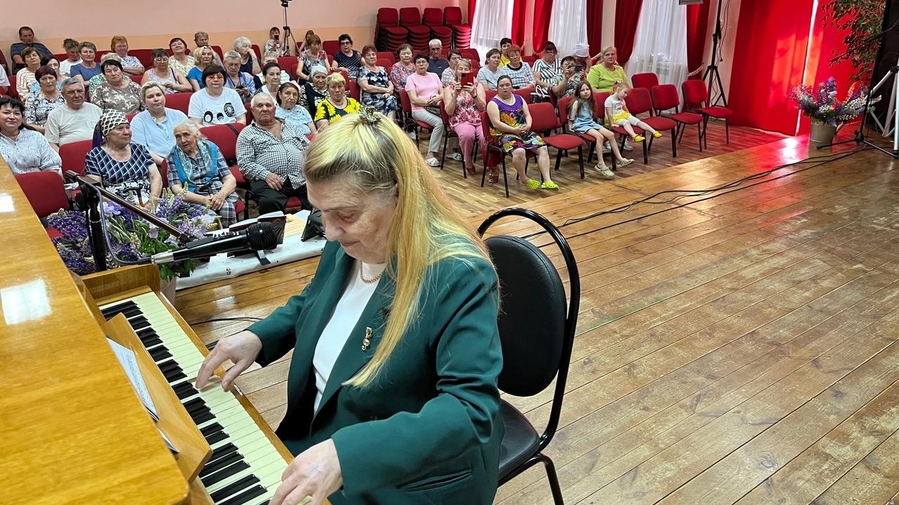 В Левженском клубе состоялся музыкальный вечер автора музыки гимна Мордовии