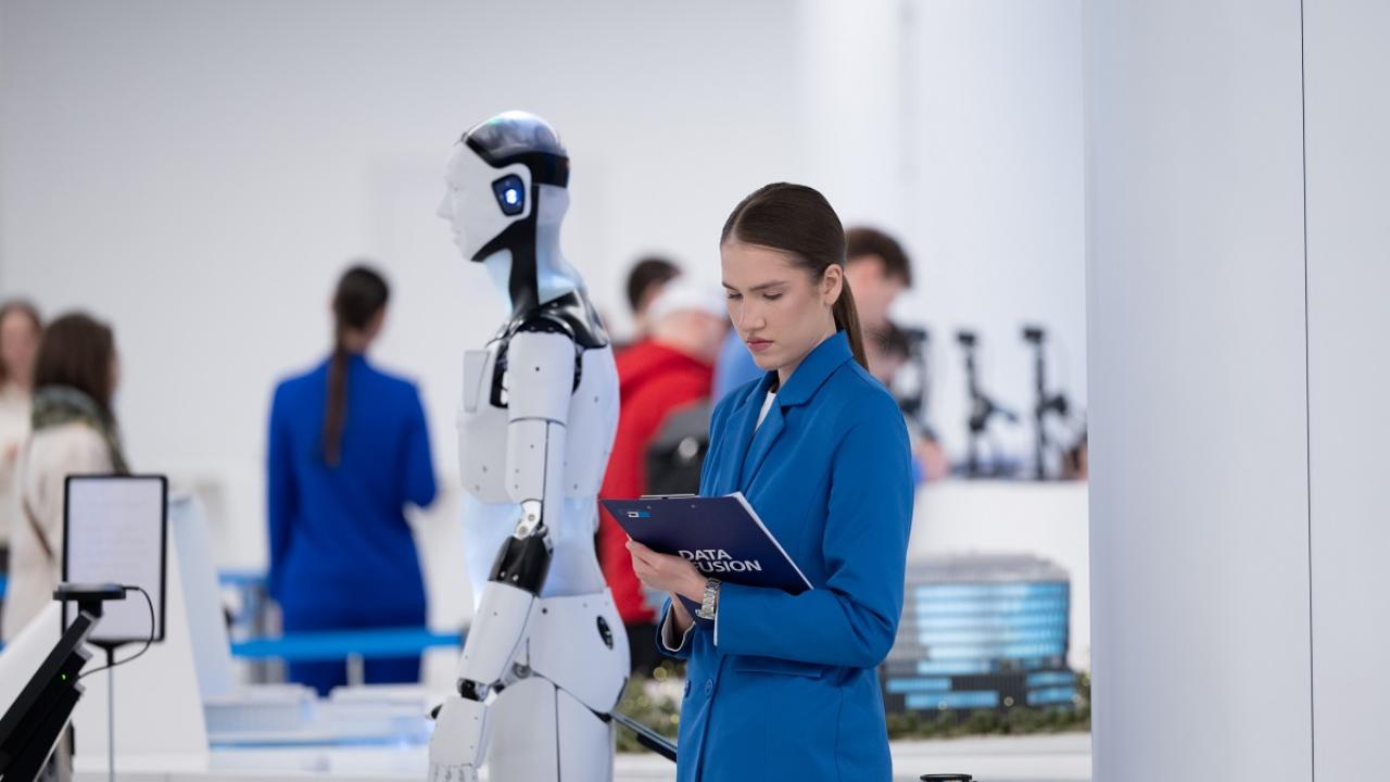 Эксперты ВТБ спрогнозировали появление персонализированных банков благодаря ИИ