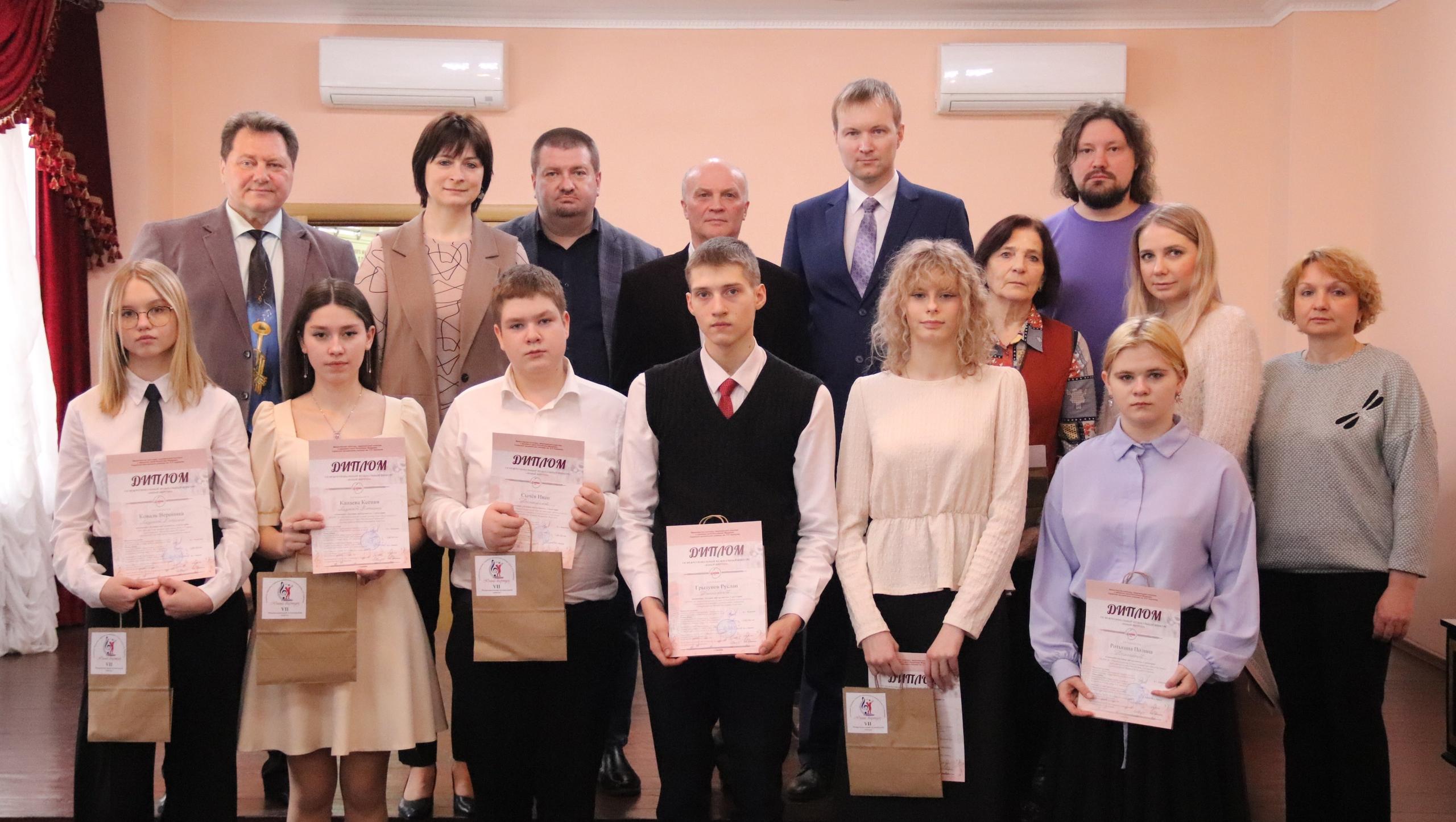 В столице Мордовии прошел конкурс «Юный виртуоз» по девяти номинациям В столице Мордовии прошел конкурс «Юный виртуоз» по девяти номинациям