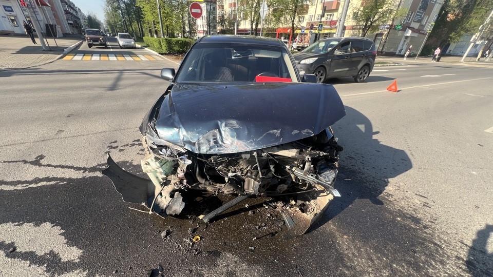 В Саранске «Мазда» не пропустила «Форд»