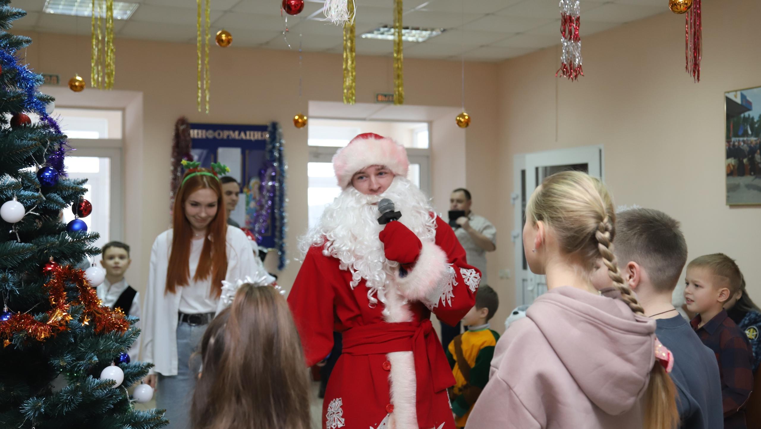 Детские новогодние утренники прошли в УФСИН Мордовии