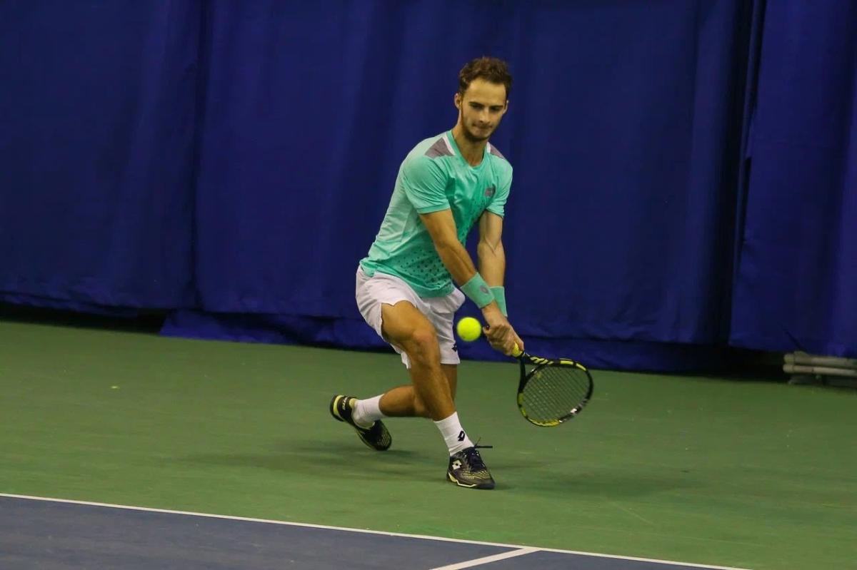 Теннисист Александр Бинда сыграл в финале турнира в Казахстане