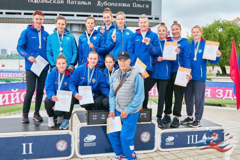 Два золота и одно серебро завоевала представительница Мордовии на Кубке России по гребле на байдарках и каноэ