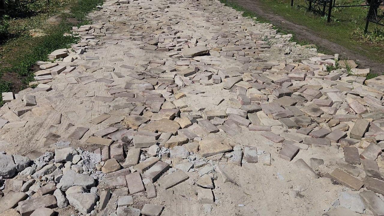 Жителей районов Мордовии волнуют проблемы ЖКХ и состояние дорог Жителей районов Мордовии волнуют проблемы ЖКХ и состояние дорог