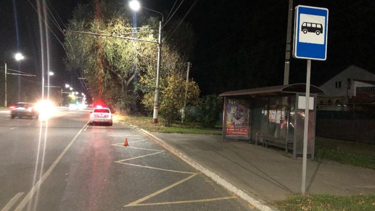 В саранском автобусе упала старушка, а водитель уехал