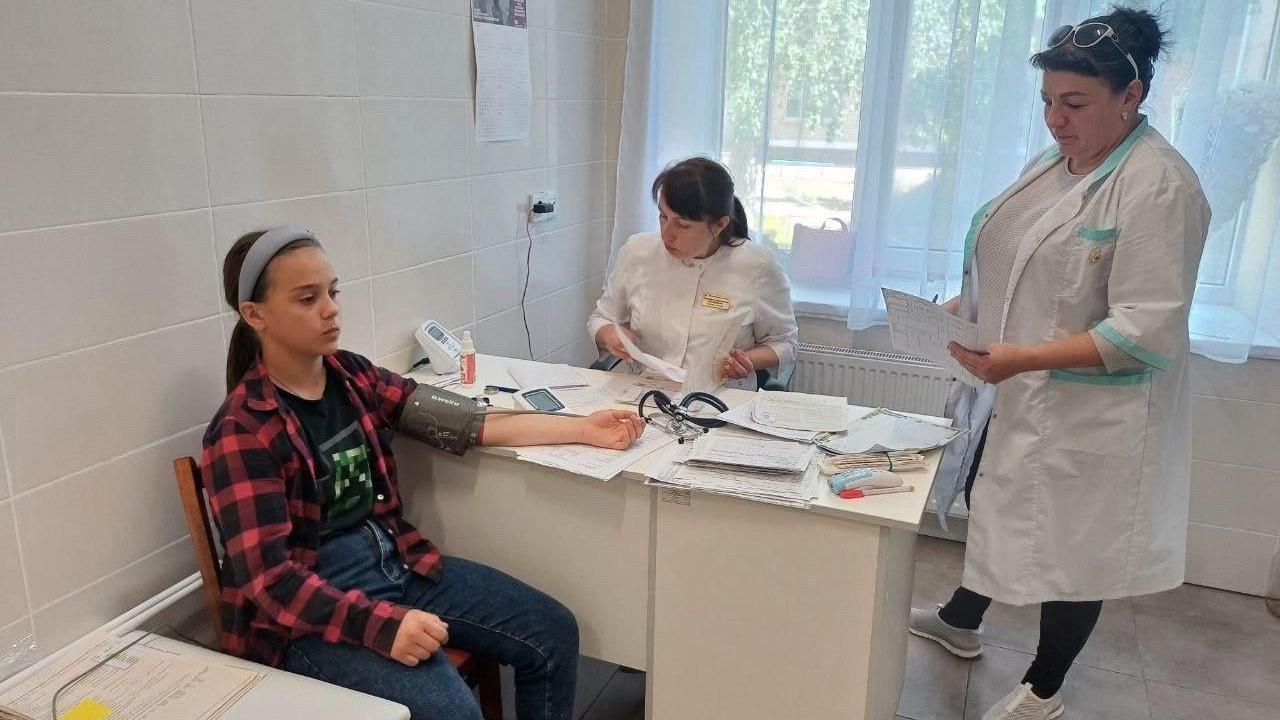 Педиатр из Мордовии осмотрела в Херсонской области более 60 детей Педиатр из Мордовии осмотрела в Херсонской области более 60 детей