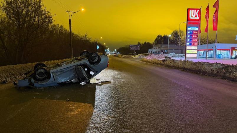 В Саранске пьяный водитель устроил ДТП и попал в больницу