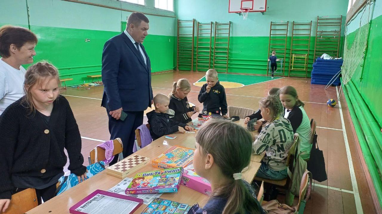 Глава Дубенского района указал на требования безопасности в местных пришкольных лагерях Глава Дубенского района указал на требования безопасности в местных пришкольных лагерях