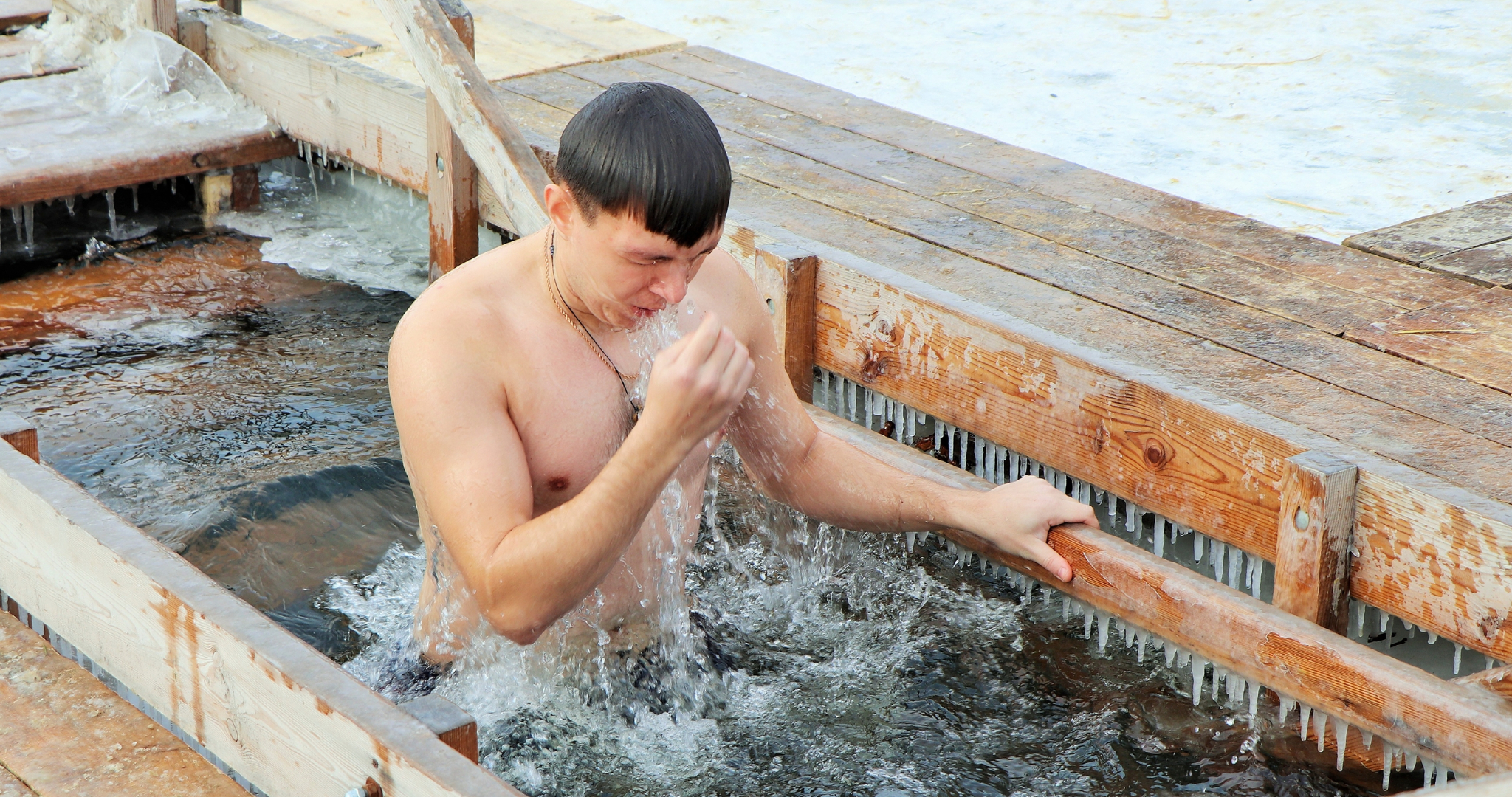 Участниками крещенских купаний в Мордовии стали больше 4,5 тысяч человек 