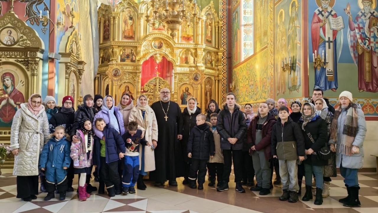 В храме Саранске провели экскурсию для особенных гостей