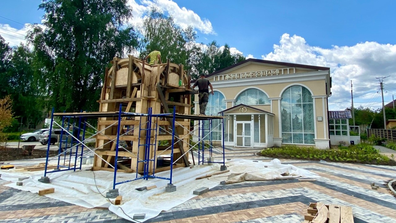 В Зубовой Поляне благоустраивают центральную площадь