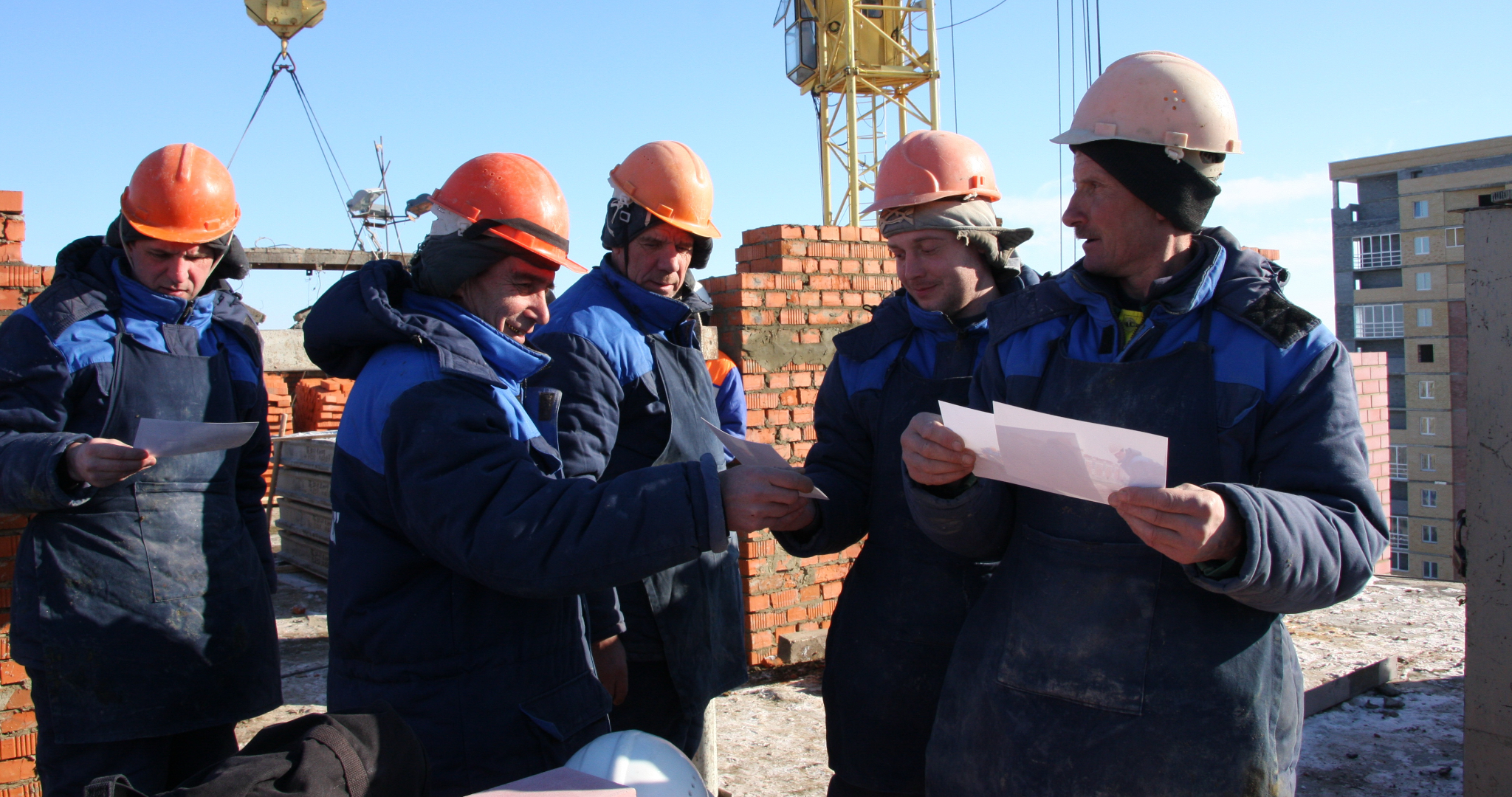 Названы самые скучные профессии в России 