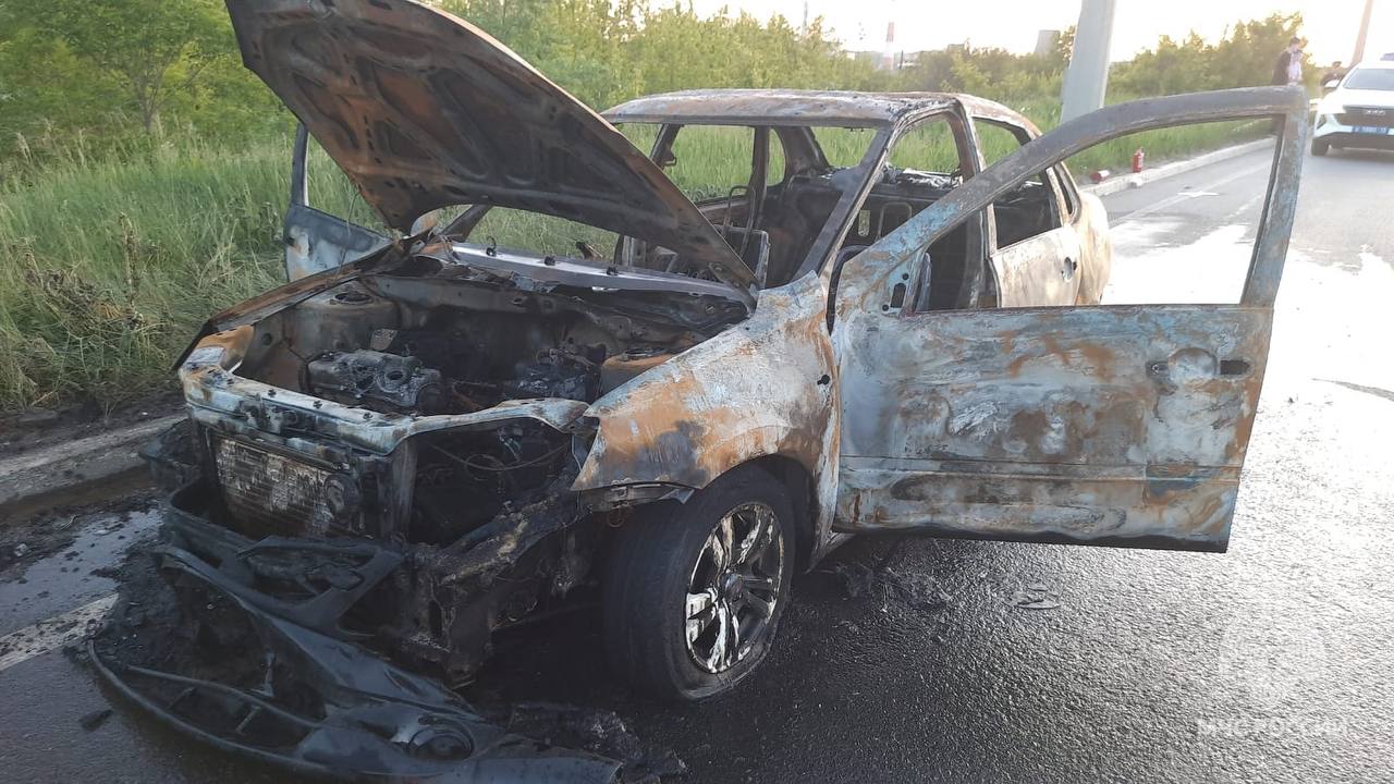 В Саранске магнитола спалила «Ладу Гранту» 