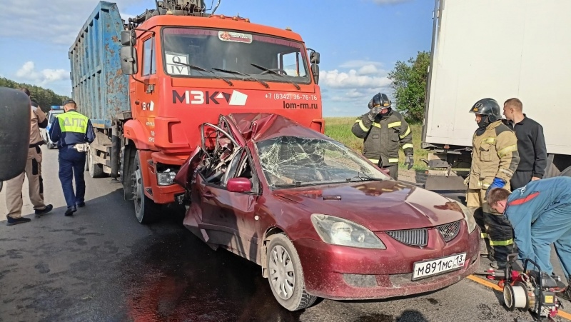В происках справедливости: родители погибшего в аварии юноши возмущены приговором суд для виновника ДТП