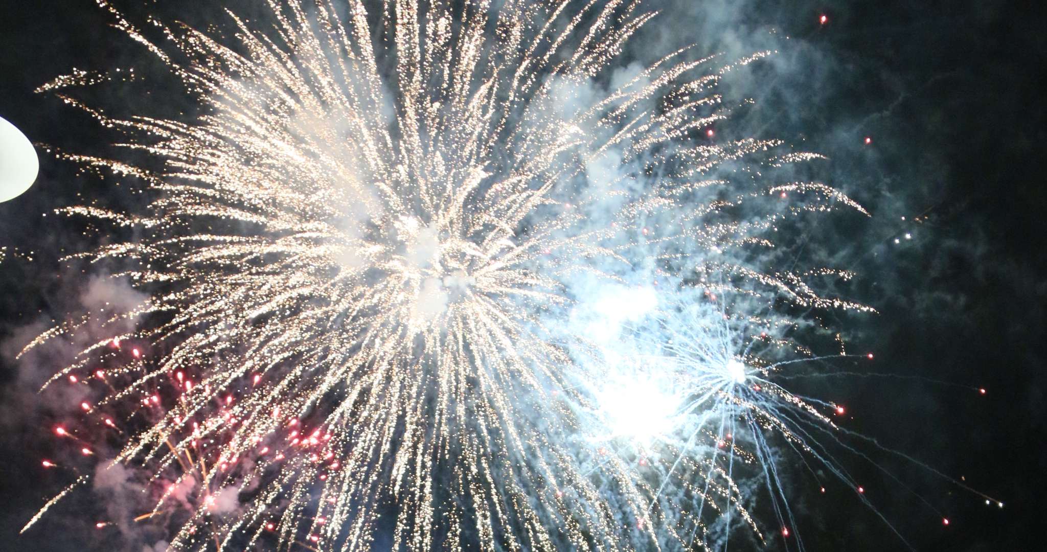 Жителям Мордовии предложили увидеть «Салют над Невой» 