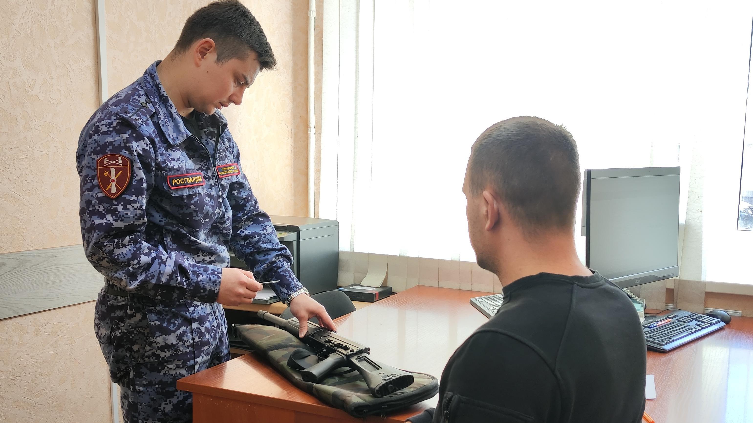 На СВО из Мордовии отправили 29 охотничьих ружей и 700 патронов На СВО из Мордовии отправили 29 охотничьих ружей и 700 патронов