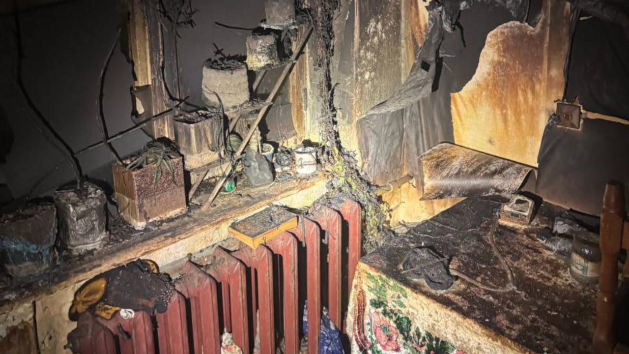 Жителя Саранска спасли из горящей квартиры Жителя Саранска спасли из горящей квартиры